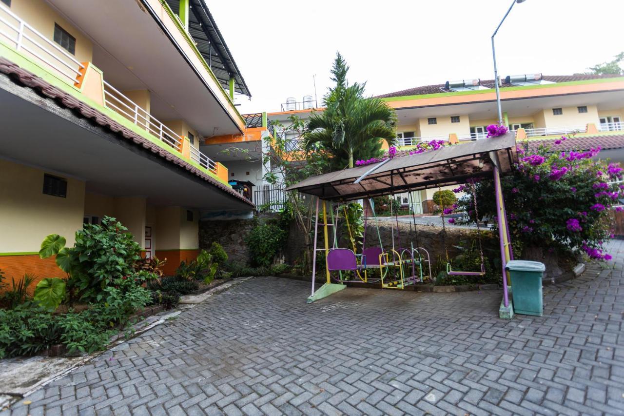 Villa Panderman Indah Batu  Exteriér fotografie