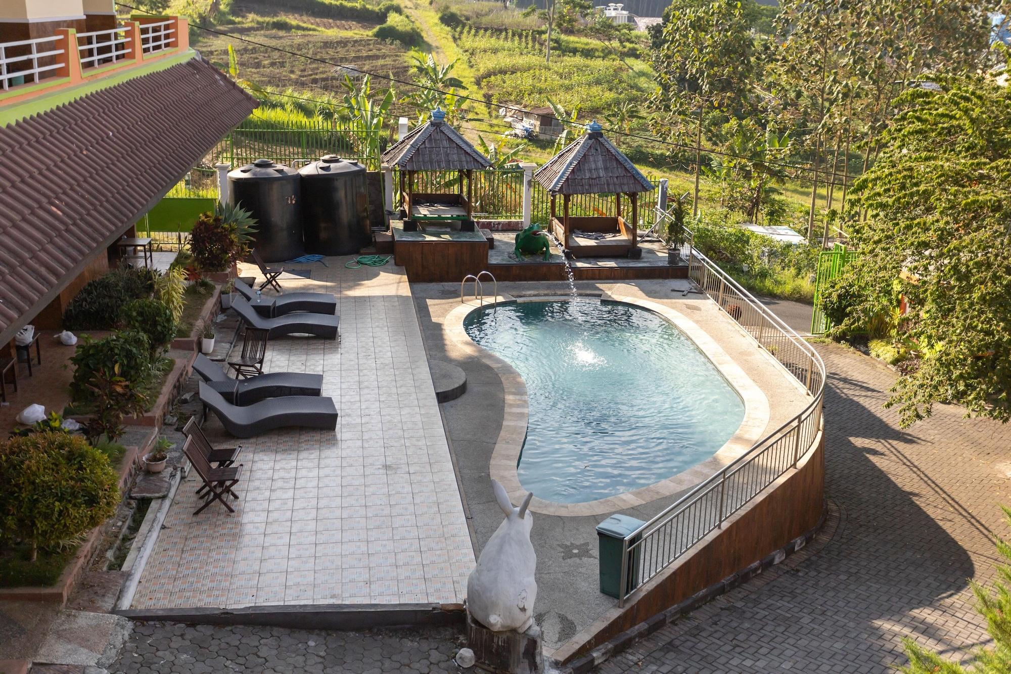 Villa Panderman Indah Batu  Exteriér fotografie