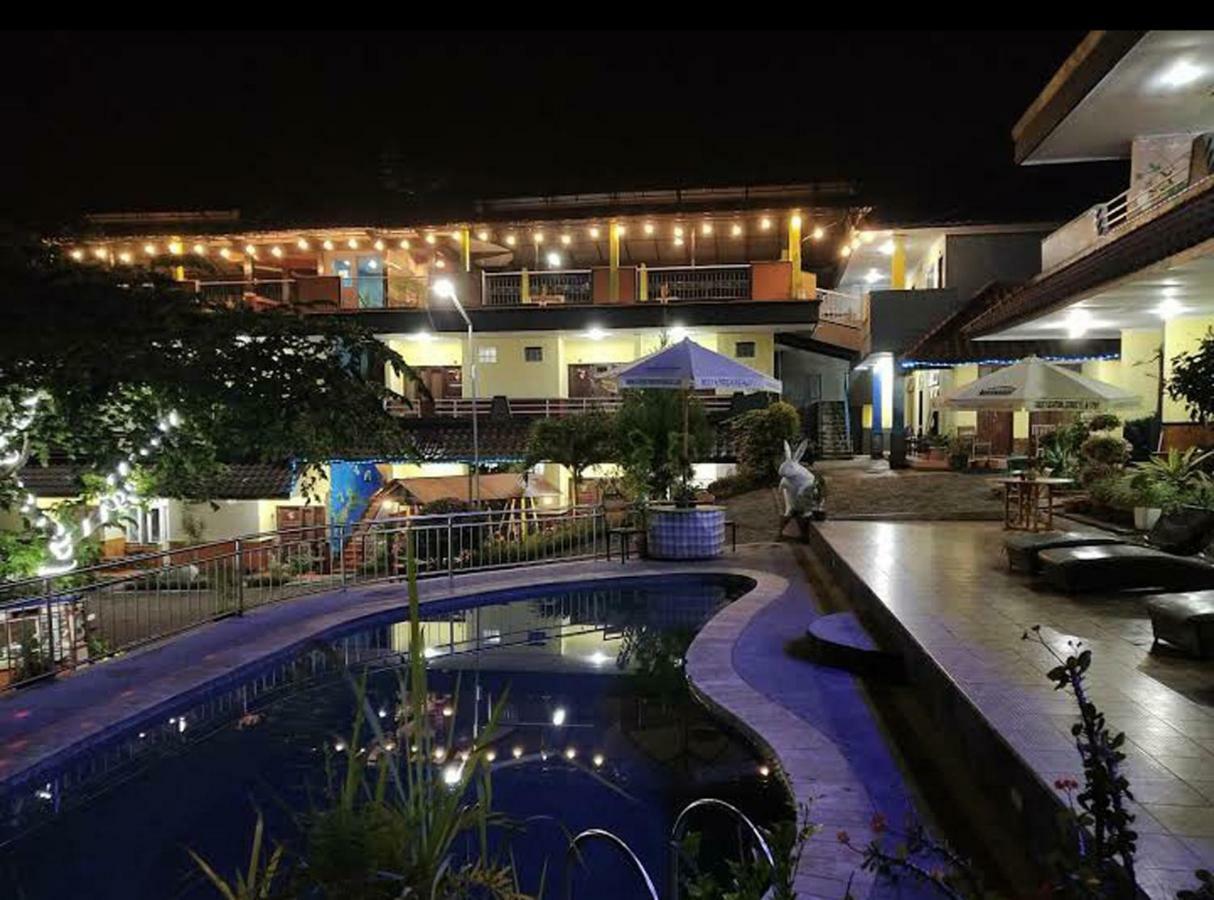 Villa Panderman Indah Batu  Exteriér fotografie
