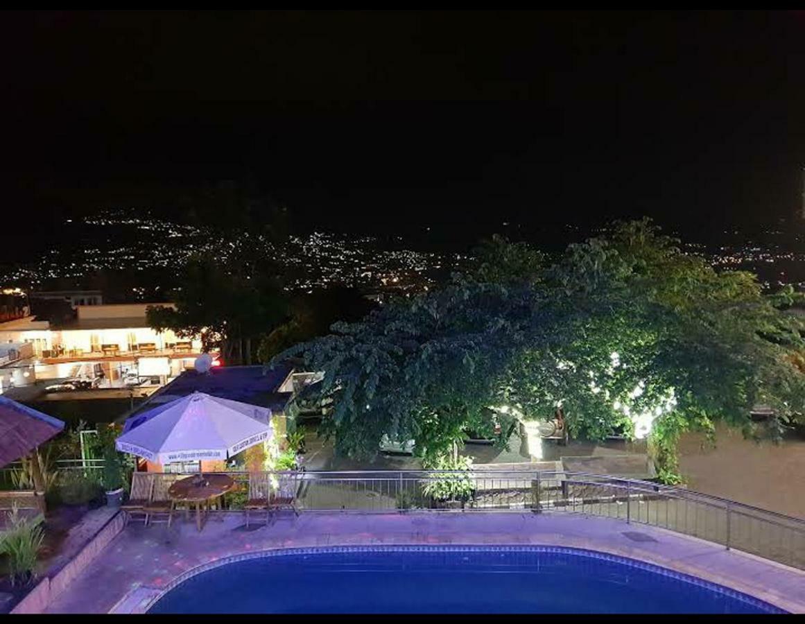Villa Panderman Indah Batu  Exteriér fotografie